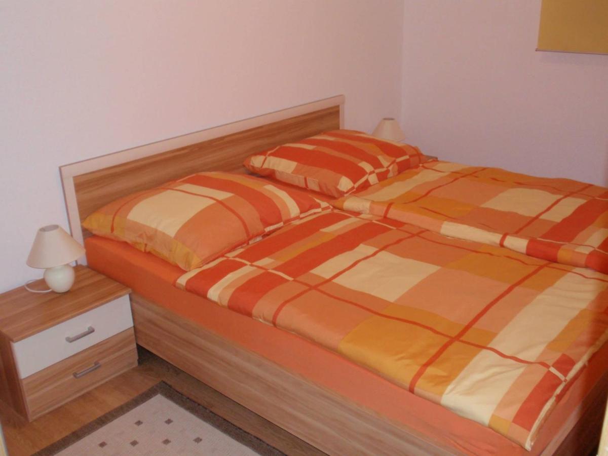 Apartmani Area Doma Trogir Zewnętrze zdjęcie