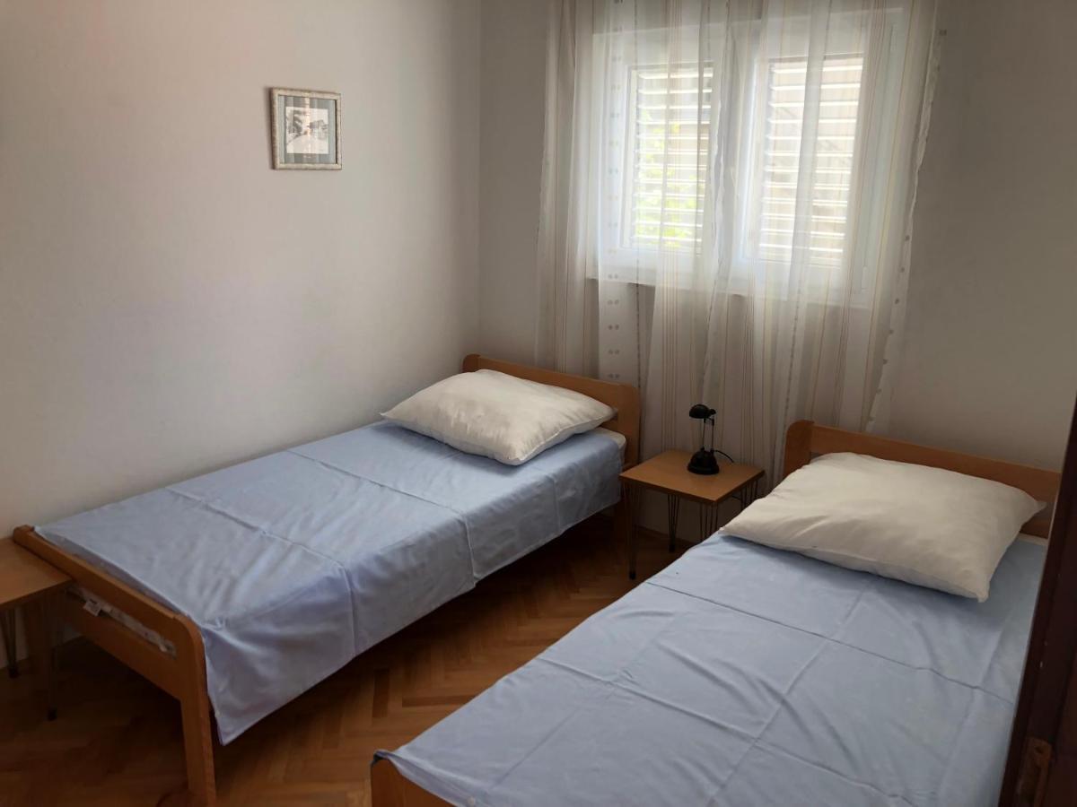 Apartmani Area Doma Trogir Zewnętrze zdjęcie