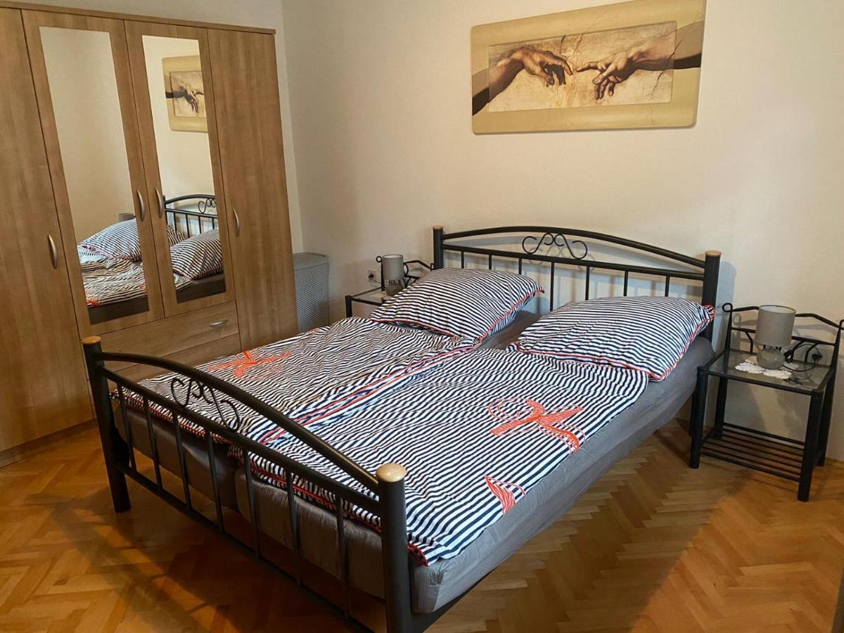Apartmani Area Doma Trogir Zewnętrze zdjęcie